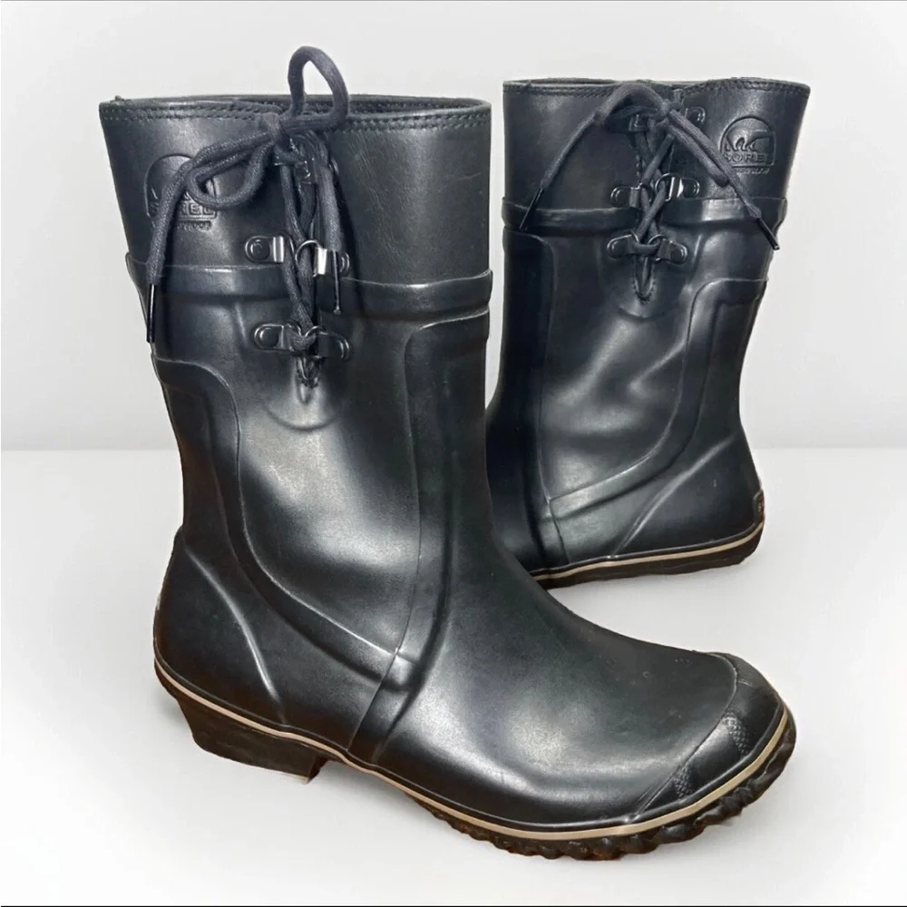 Sorel Conquest Carly rain boots womens 7 38 Waterproof Rubber Black leather edge